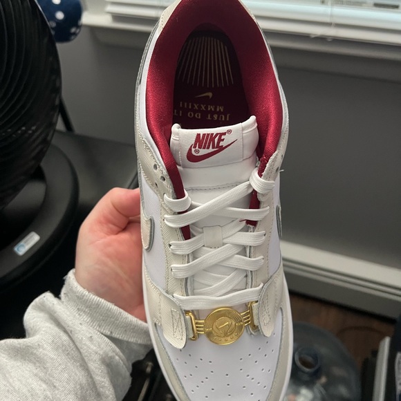 Nike dunks - Picture 2 of 4